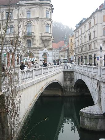 Eine Häuserzeile in Ljubljana