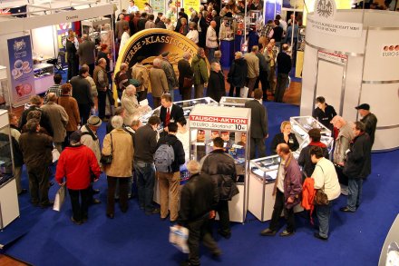 Besucher auf der World Money Fair 2007